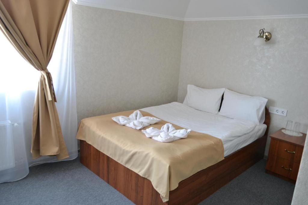 Hotel Три Сімки Wyszogród Zewnętrze zdjęcie